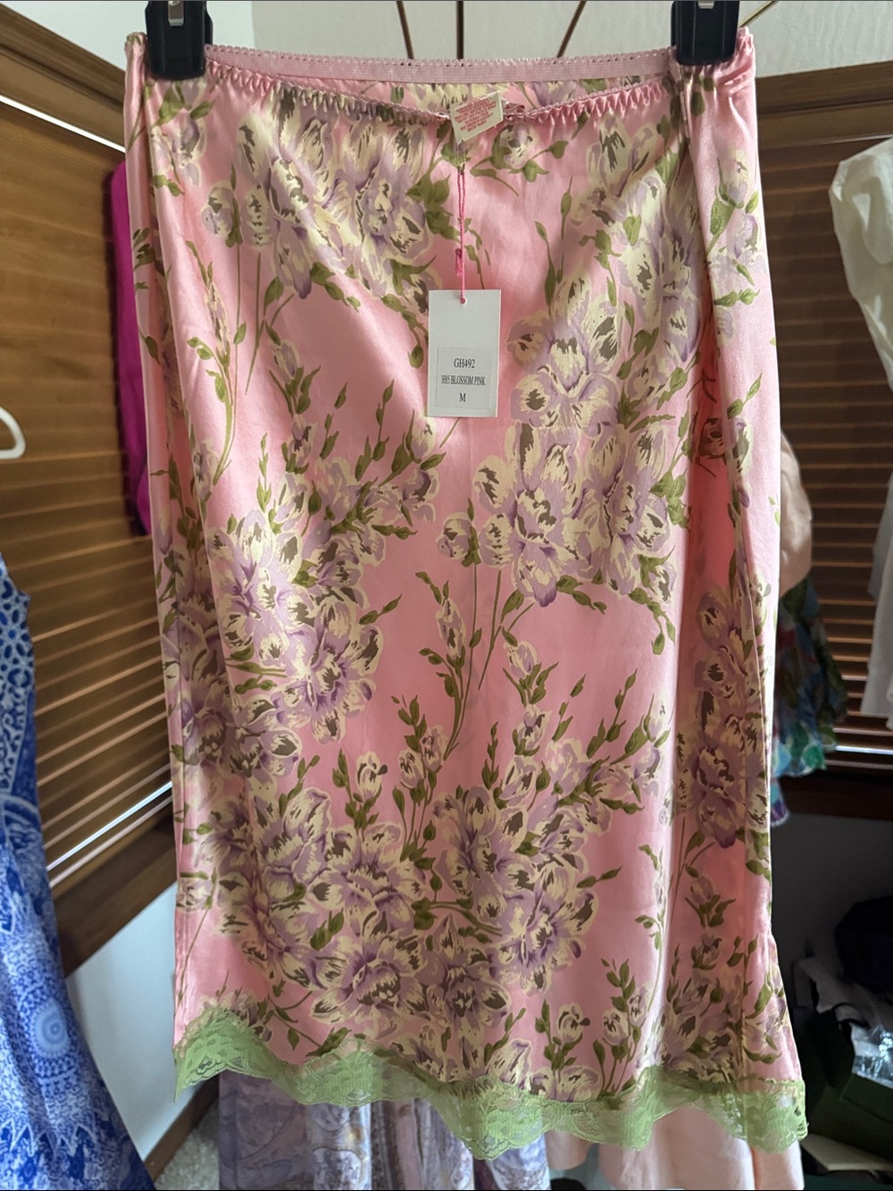 Gold Hawk Silk Luxurious Skirt, Petal Pink Floral, NWT, $220MSRP